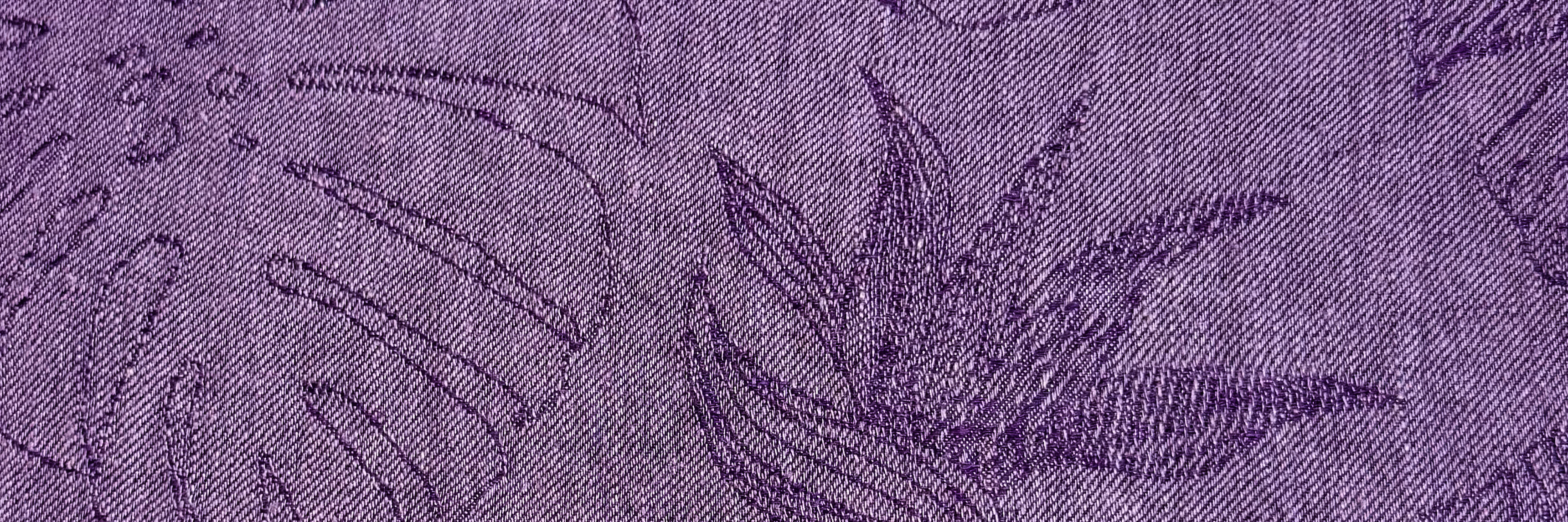 Linen jacquard fabric with woven decorative pattern