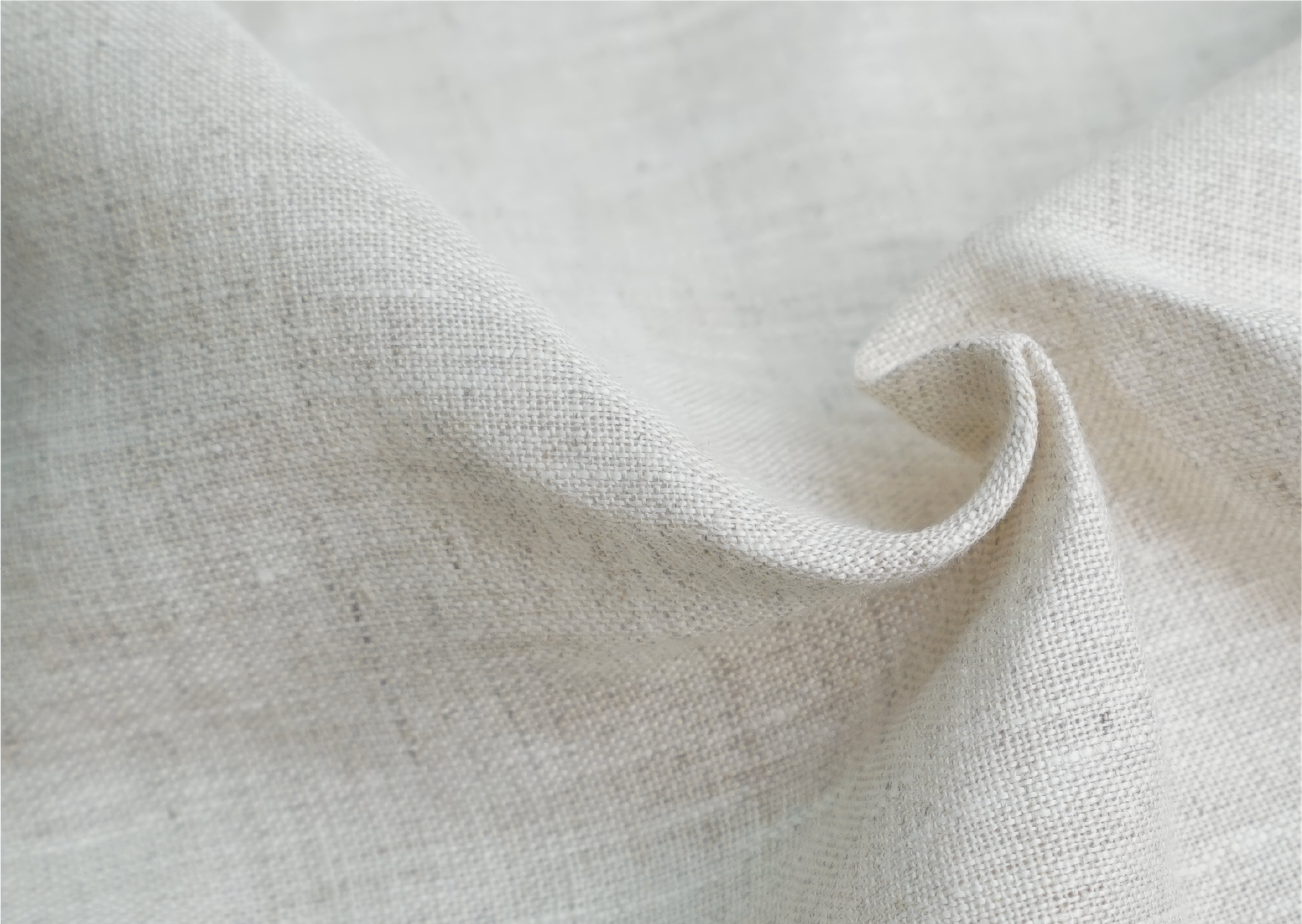 Woven linen fabric rolls for apparel and home textile